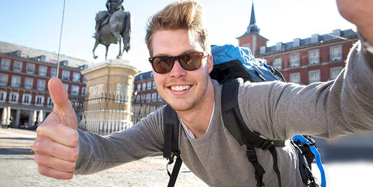 Back-to-School Abroad: How International Students Stay Connected Without Breaking the Bank
