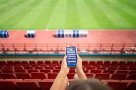 Traveling for Sports Events in 2025: How to Stay Connected Anywhere